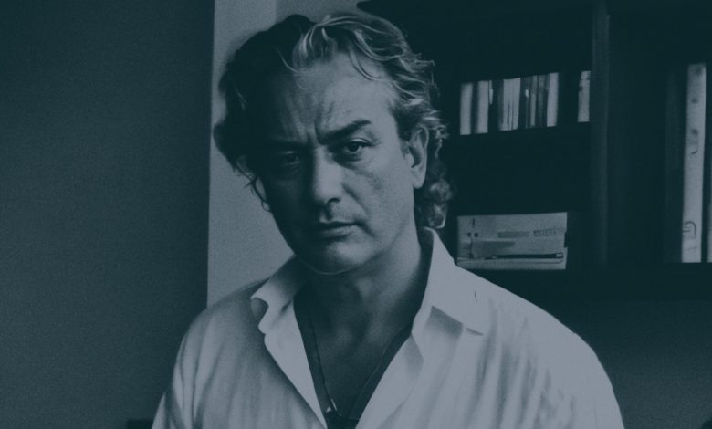 Rogerio Galvao em retrato preto e branco